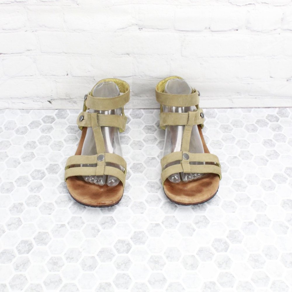 SALE! SIMPLE Brown Leather Gladiator Sandals 9.5 - Picture 4 of 8